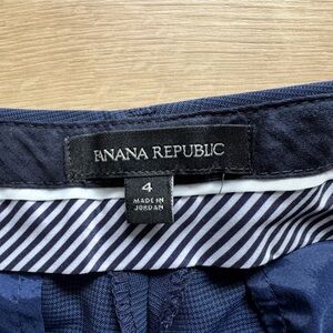 Banana Republic Navy Women’s Dress Pant (Size 4)